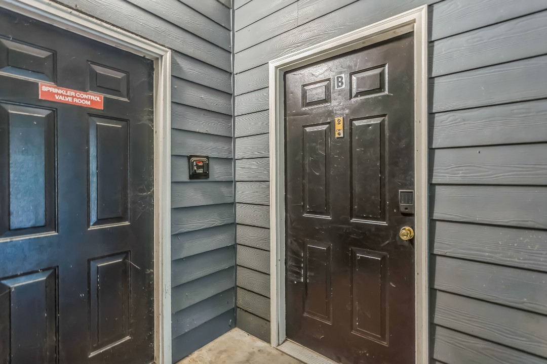 Crest at East Cobb 1826B · Unit 2/2