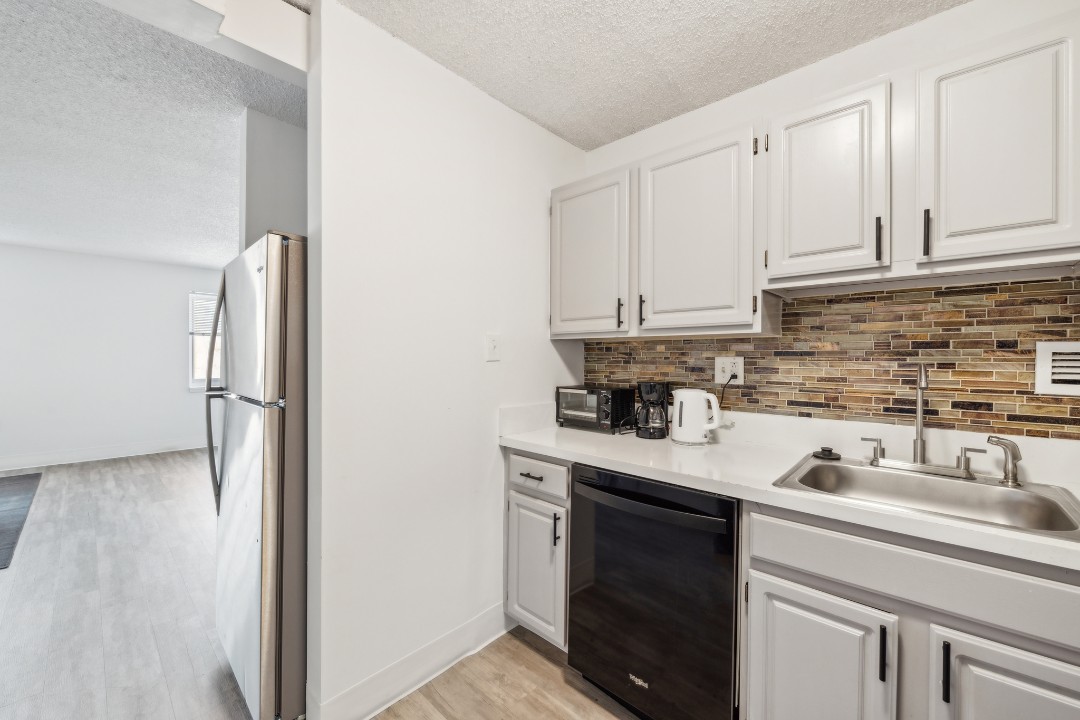Legacy at Imperial Village · Unit 517 2/2