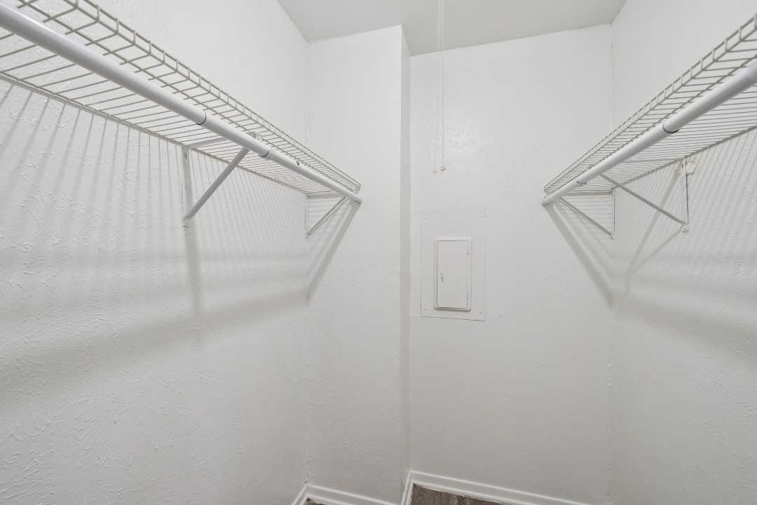 Vista Buena 2-176 · Unit 1/1