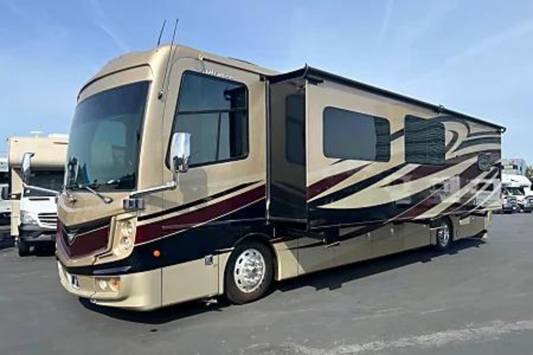 [36] 2018 XL – Class A – Luxury Discovery