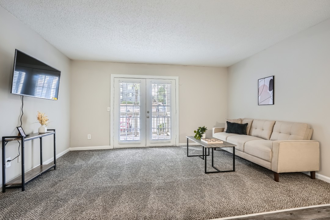Crest at East Cobb 1820E · Unit 2/2