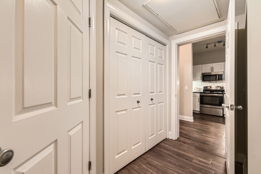 Crest at Midtown · Unit 4120 2/2
