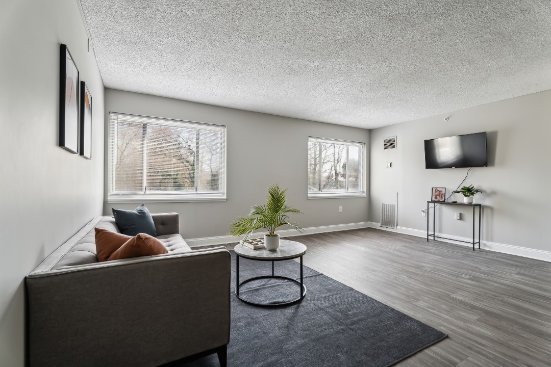 Legacy at Imperial Village · Unit 317 2/2