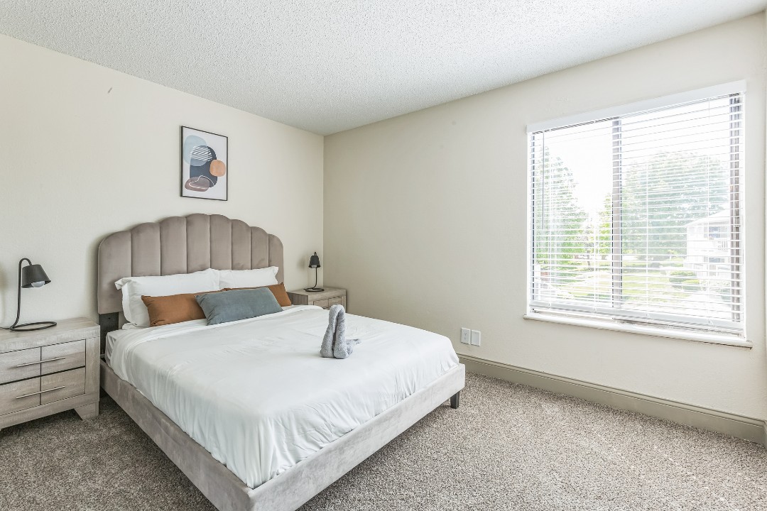 Rosehill Pointe · Unit 122 2/1