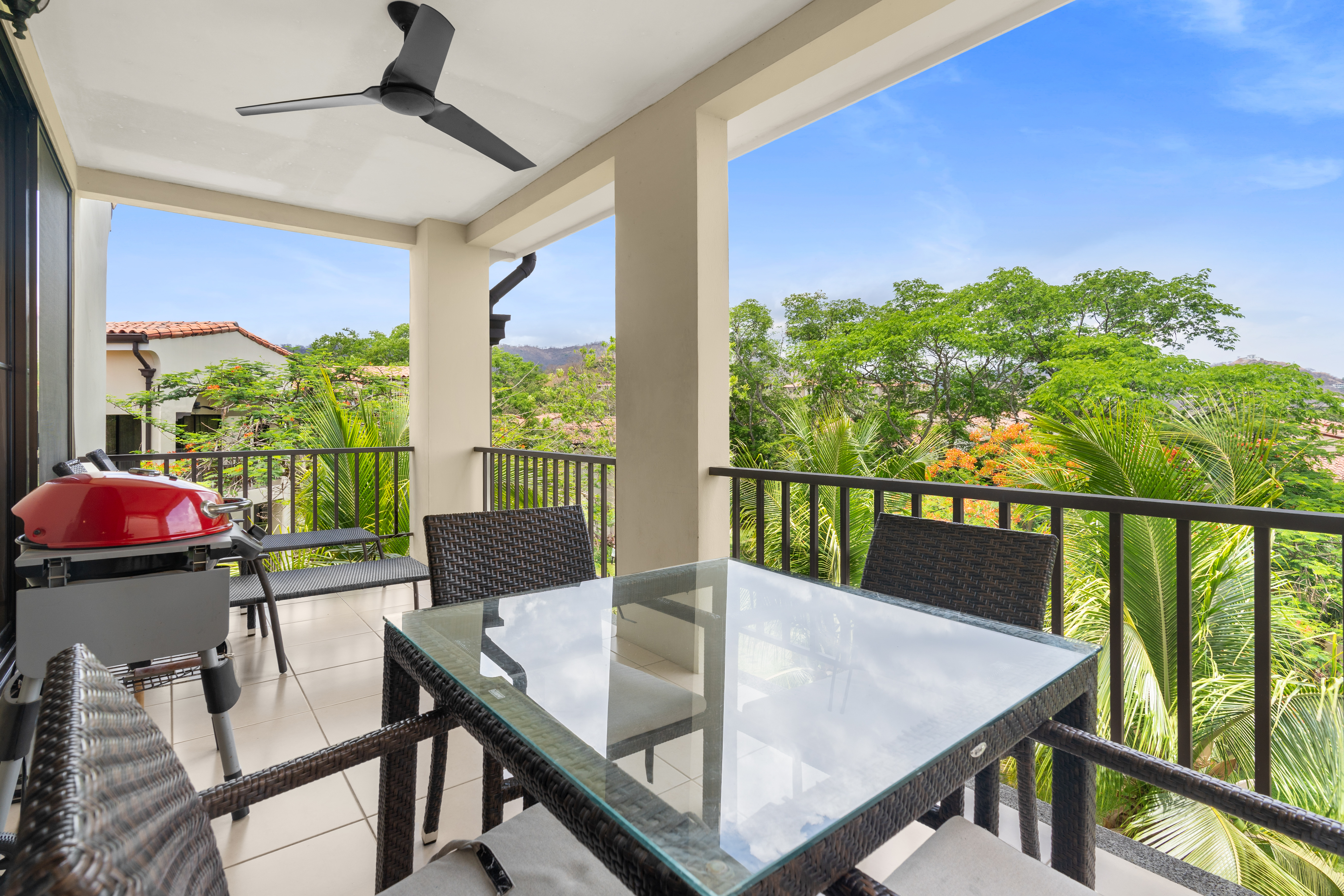 Top Floor Condo - Terrace w/BBQ - Gated Complex — Playas del Coco, Guanacaste — vacation rental