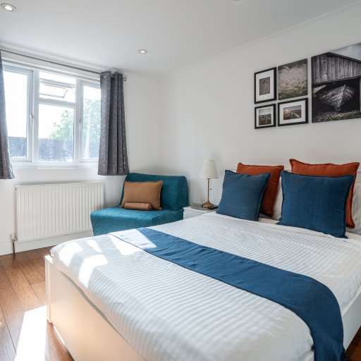 Bright and Comfortable 1 Bed Apartment
