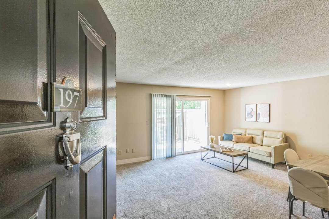 Rosehill Pointe · Unit 197 1/1