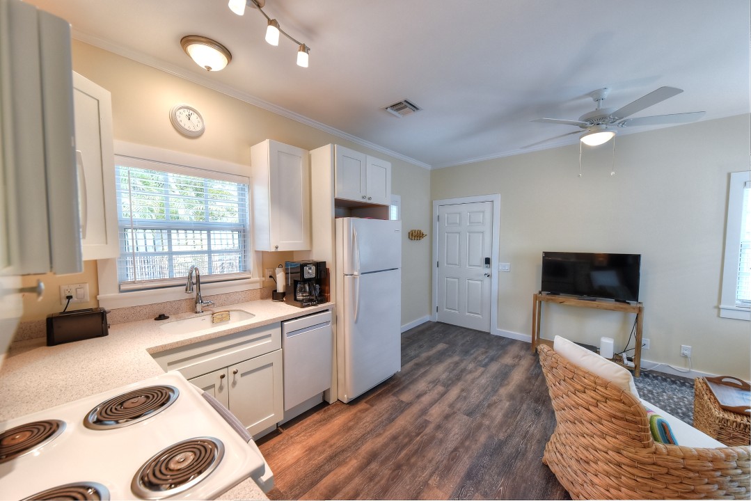 1/1 Cottage close to Duval st. — 1/1 Cottage close to Duval st.
