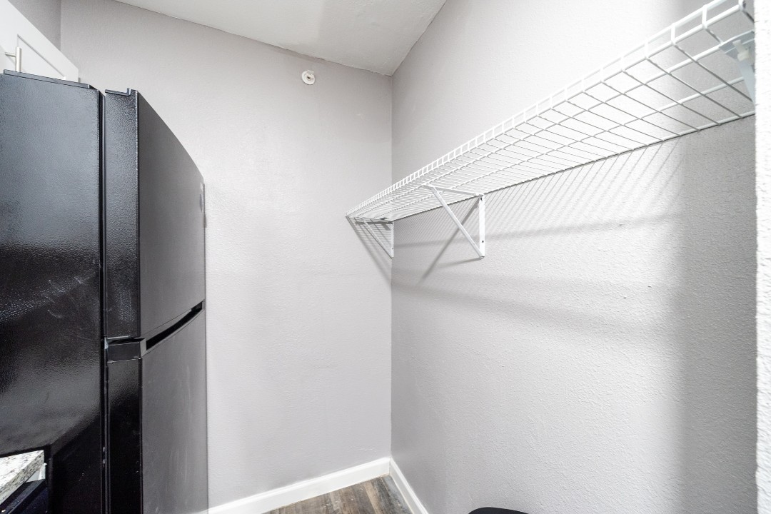 Vista Buena · Unit 3329 1/1