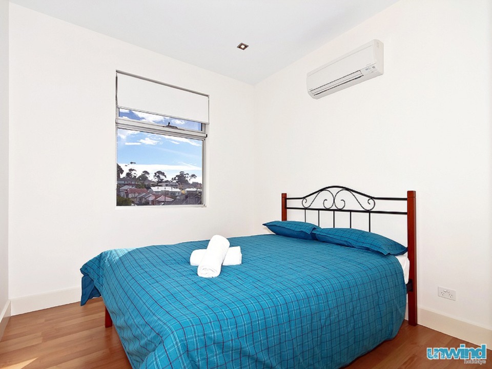 Linen and Towels Provided
For your convenience, all beds are made with fresh linen and soft towels are included for each guest — no need to bring your own. It’s one less thing to worry about, so you can settle in and start enjoypreferences and costs.