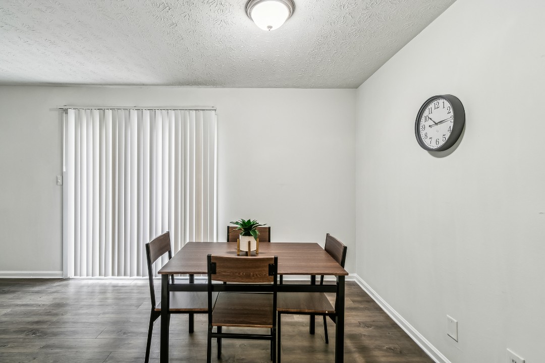 Vinings · Unit 309 1/1