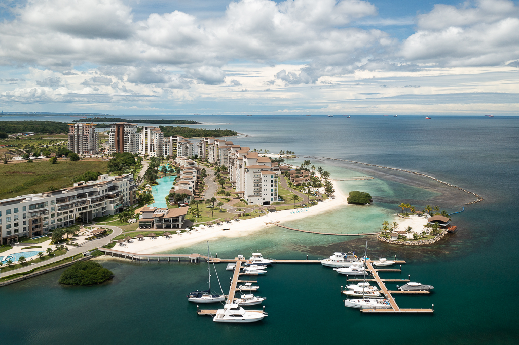 The Horizon Condo by AcoModo @Playa Escondida