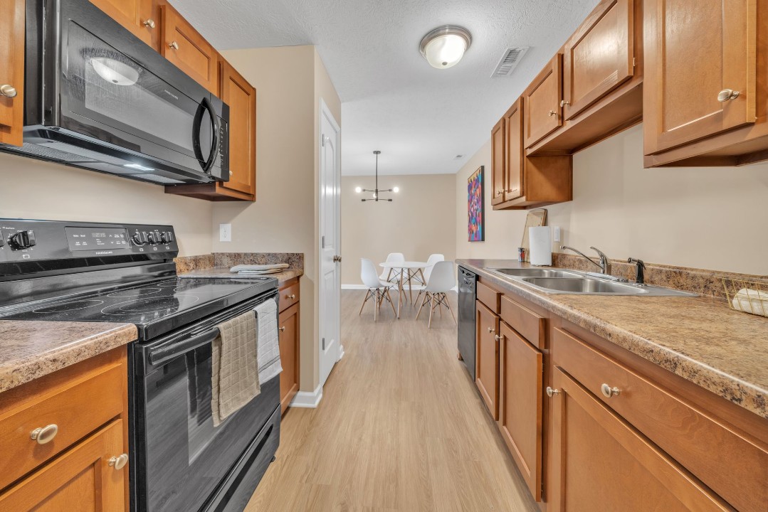 Stonecrest 822, · Unit 2/2