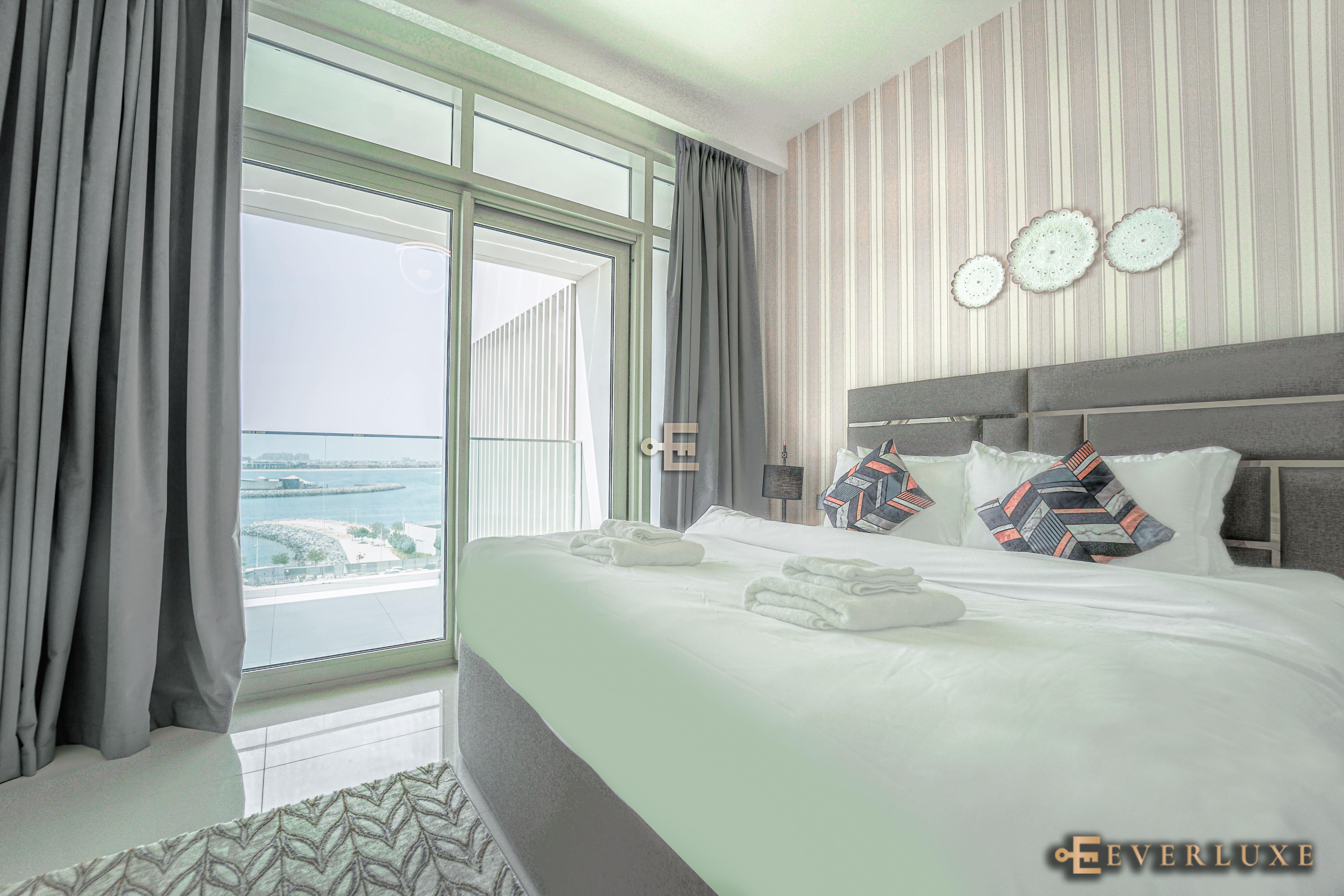 Beachfront 405 photo 5