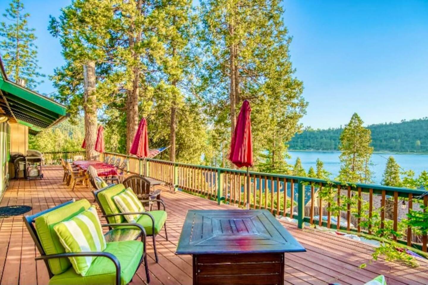 Lakeview Home-dock-game Room-18 Miles To Yosemite - Bass Lake, CA