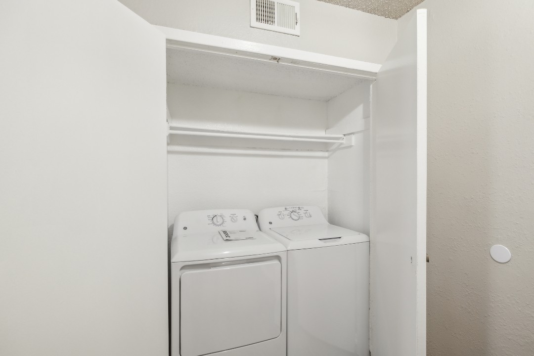 The Landry · Unit 178 2/1