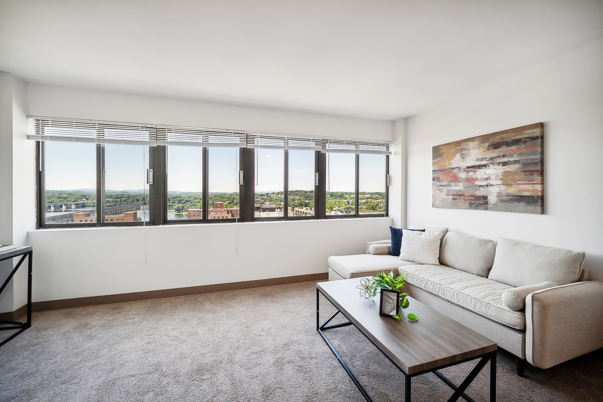PP 1802 Modern Corporate 2br, pool, Gym in Harrisburg, PA