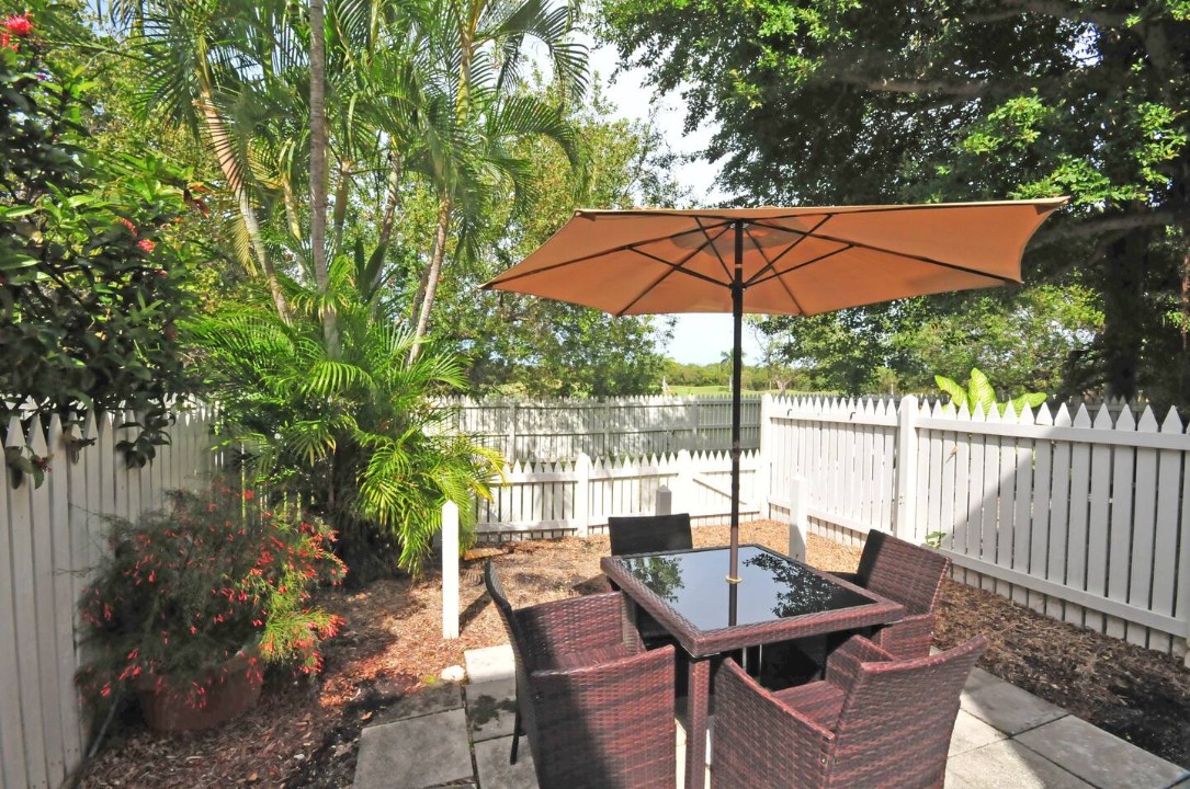 Joan's Caribbean Hideaway — Joan's Caribbean Hideaway