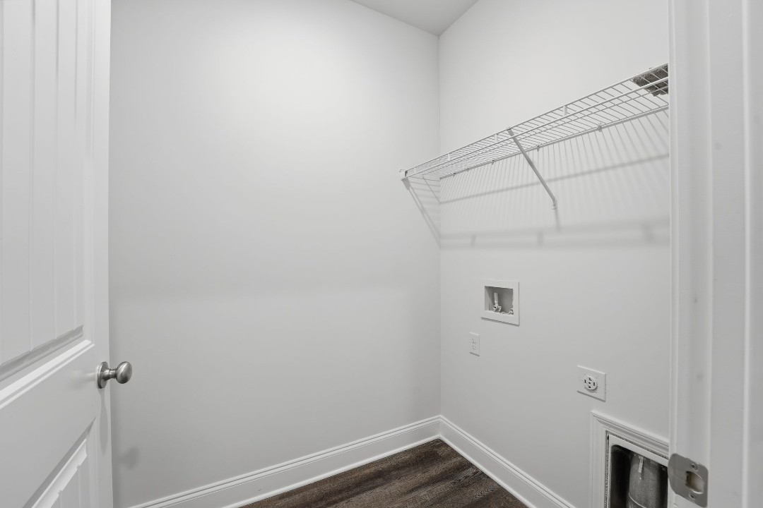 Hickory Grove · Unit 1105 2/2