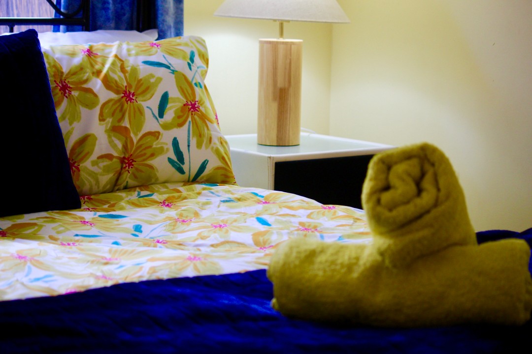 Spacious, Flexible Accommodation
Four well-appointed bedrooms comfortably sleeping up to eight guests, including two king beds, one double bed, and two single beds—perfect for families or groups.