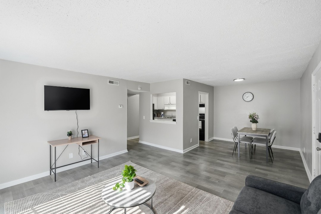 Tucker Square 2/1.5 · Unit 1302K