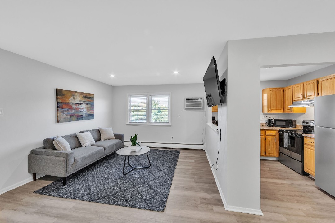 Pinebrook 817 Wharton Drive, 1br