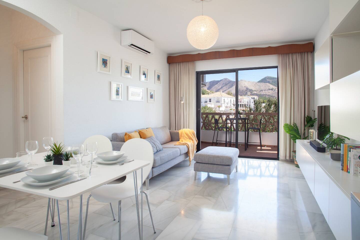 Delightful Apartment with Picturesque Views — Mijas, Andalucía — vacation rental