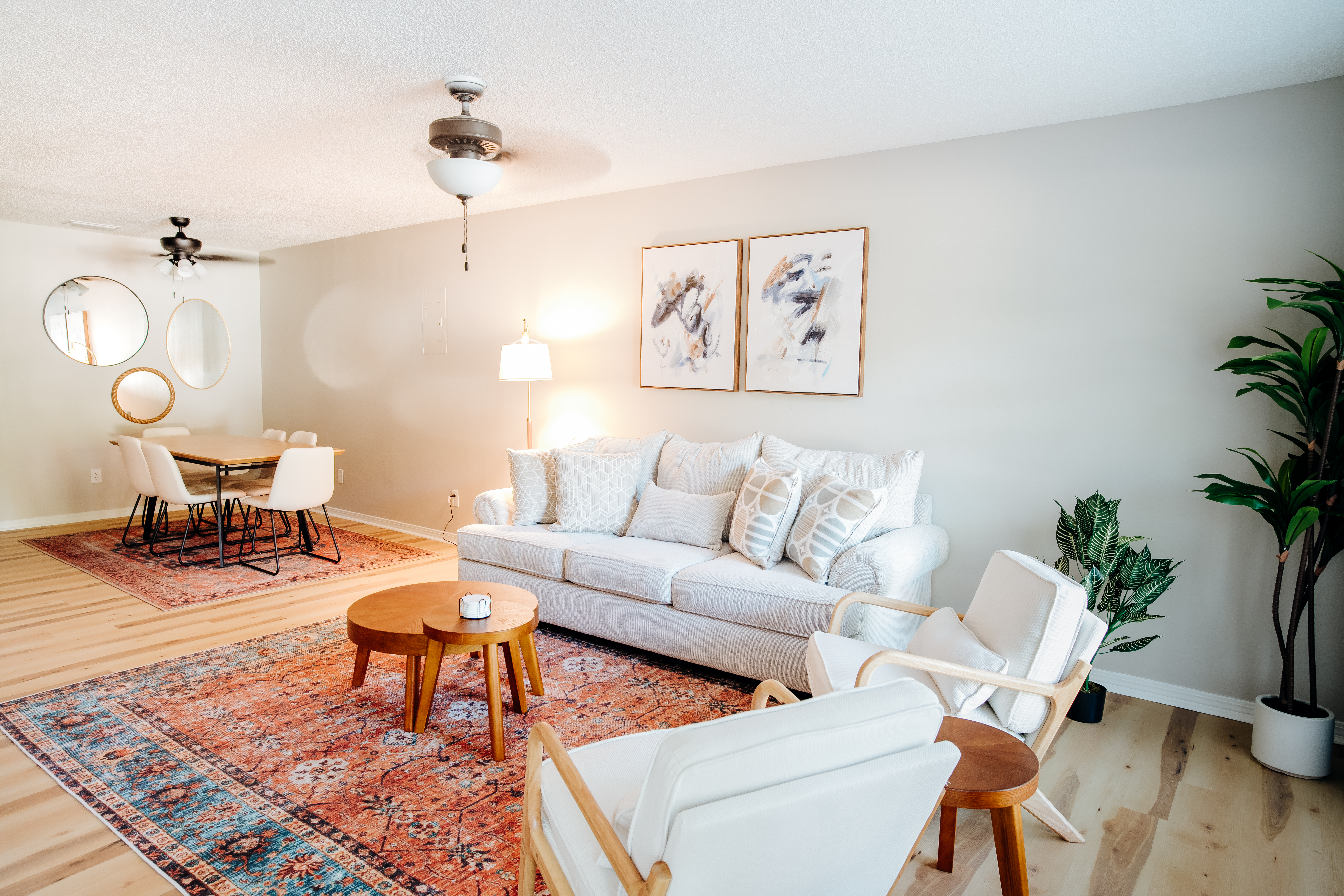 Charming Oasis With Spacious Living And Modern Amenities - Inviting Retreat - Mobile, AL