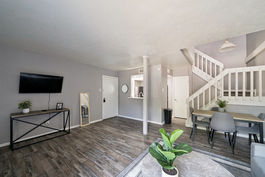 Vista Buena 2-164 · Unit 1/1