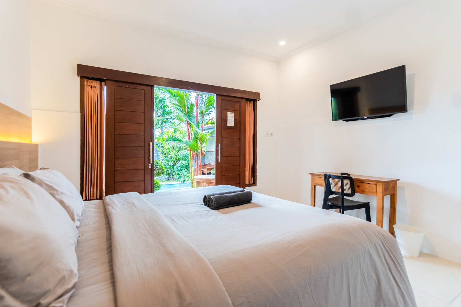 Island Boy Guesthouse – Batu Bolong (First Floor) — photo 29
