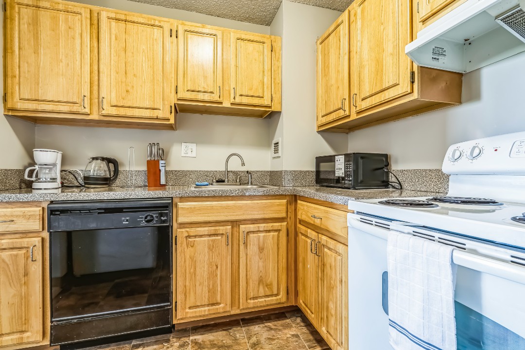 Legacy at Imperial Village · Unit 1108 1/1