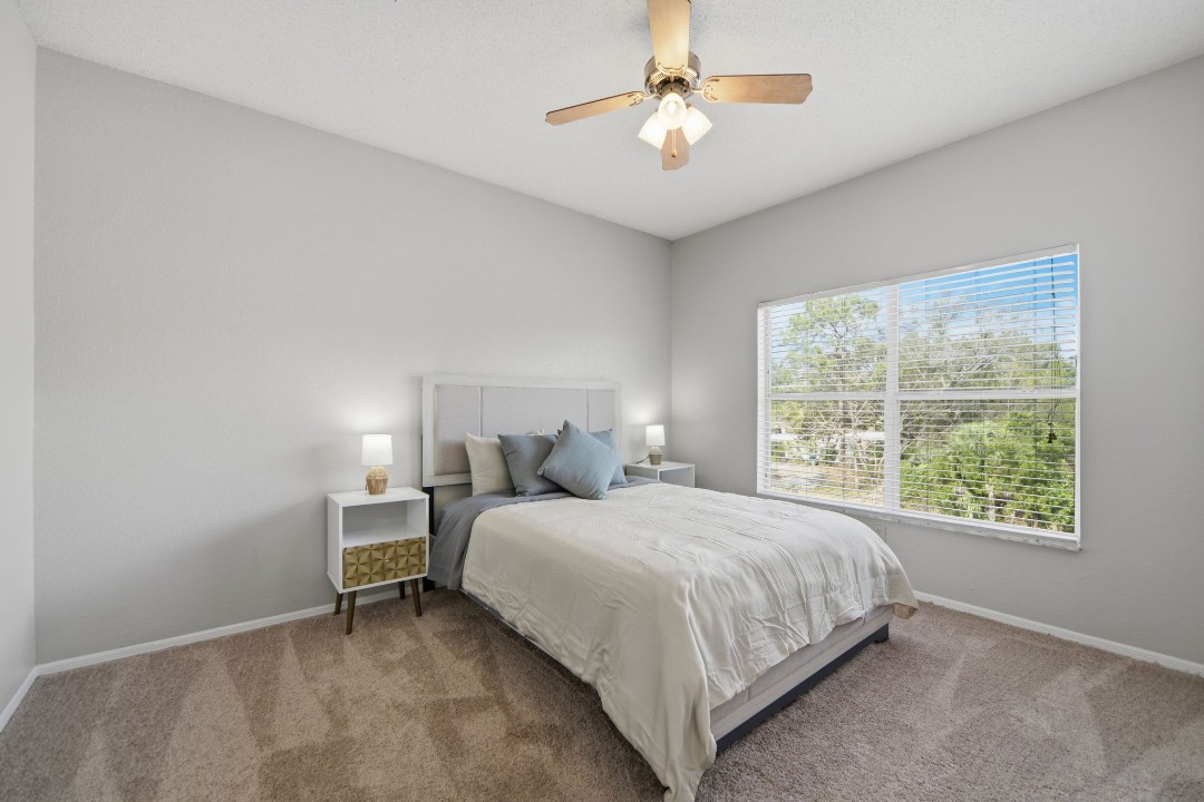 Avenue · Unit at Winter Springs 21-307 2/2