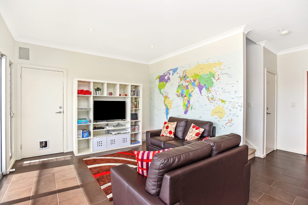 This flexible, family-friendly beach house comfortably accommodates up to 12 guests: