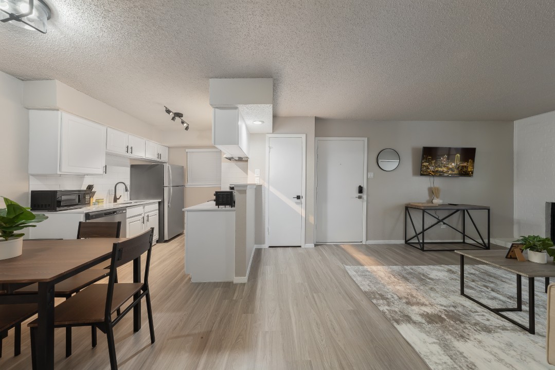 The Landry · Unit 214 1/1