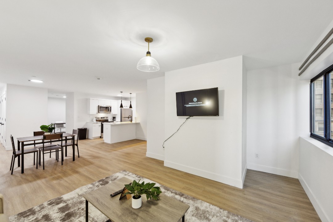 Market View Residence 503 1.1.5