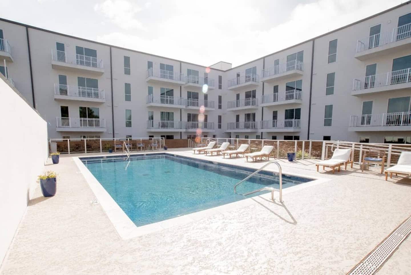 Luxurious pool access!