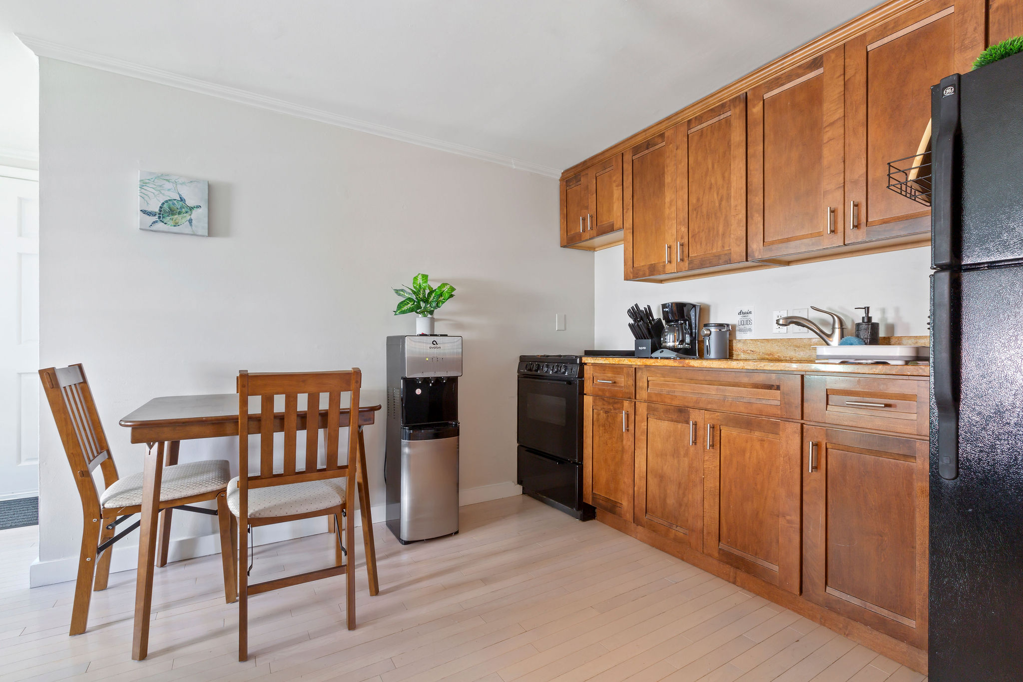 Cape Cod Beach Cottage - Unit B - Photo 16 of 29