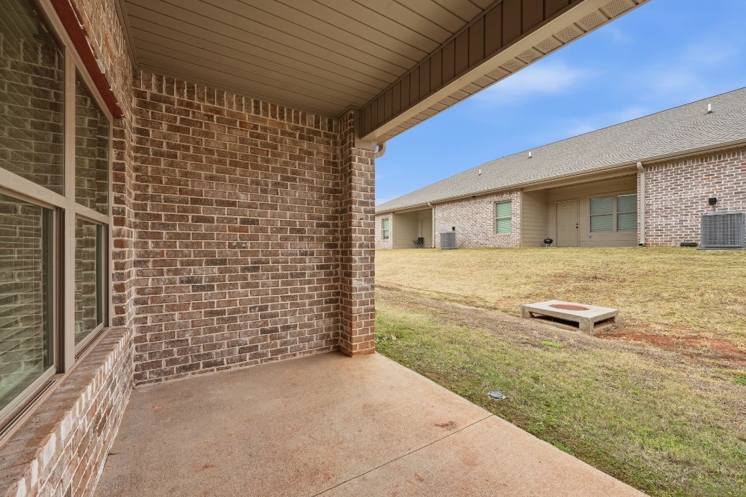 St Andrews Villas · Unit 303 2/2