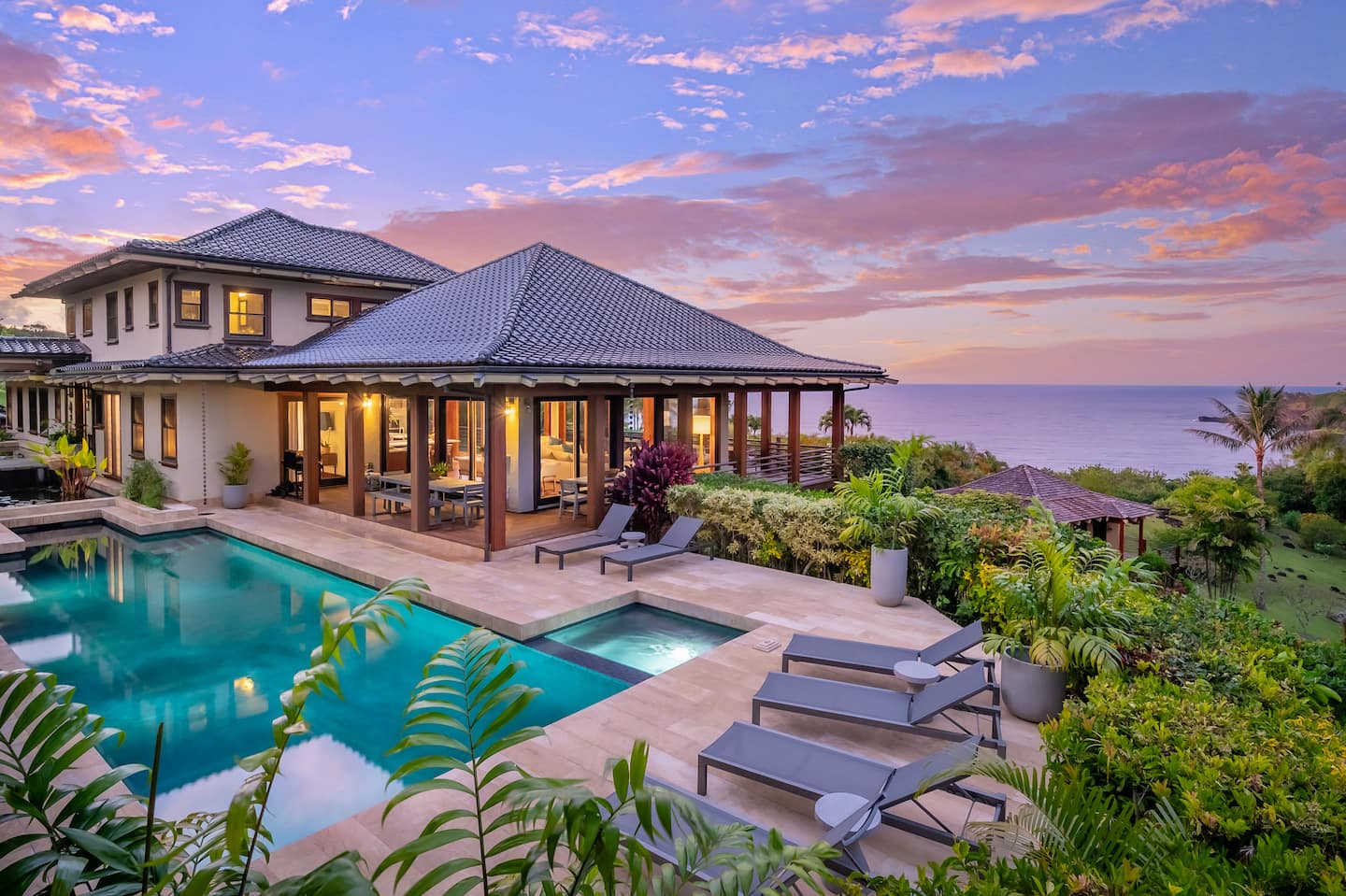 Breathtaking Ocean Views And Luxurious Pool - Exquisite Island Retreat - Kauai, HI