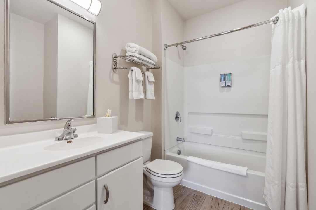 Simplicity At the Rim · Unit 1116  2/2
