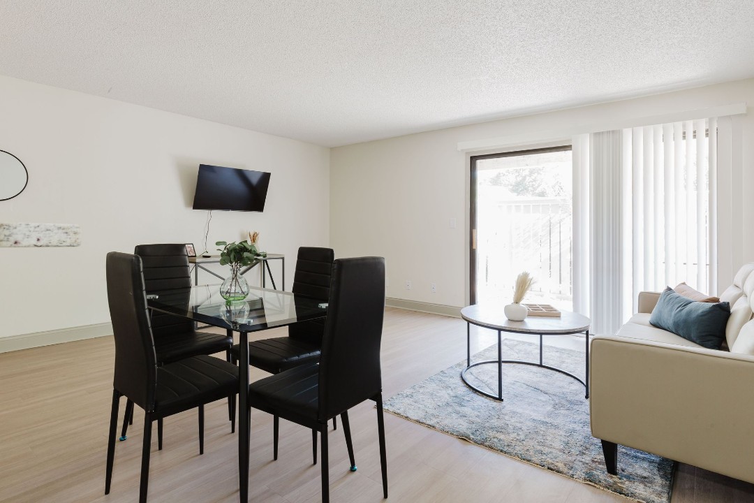 Rosehill Pointe · Unit 185 1/1