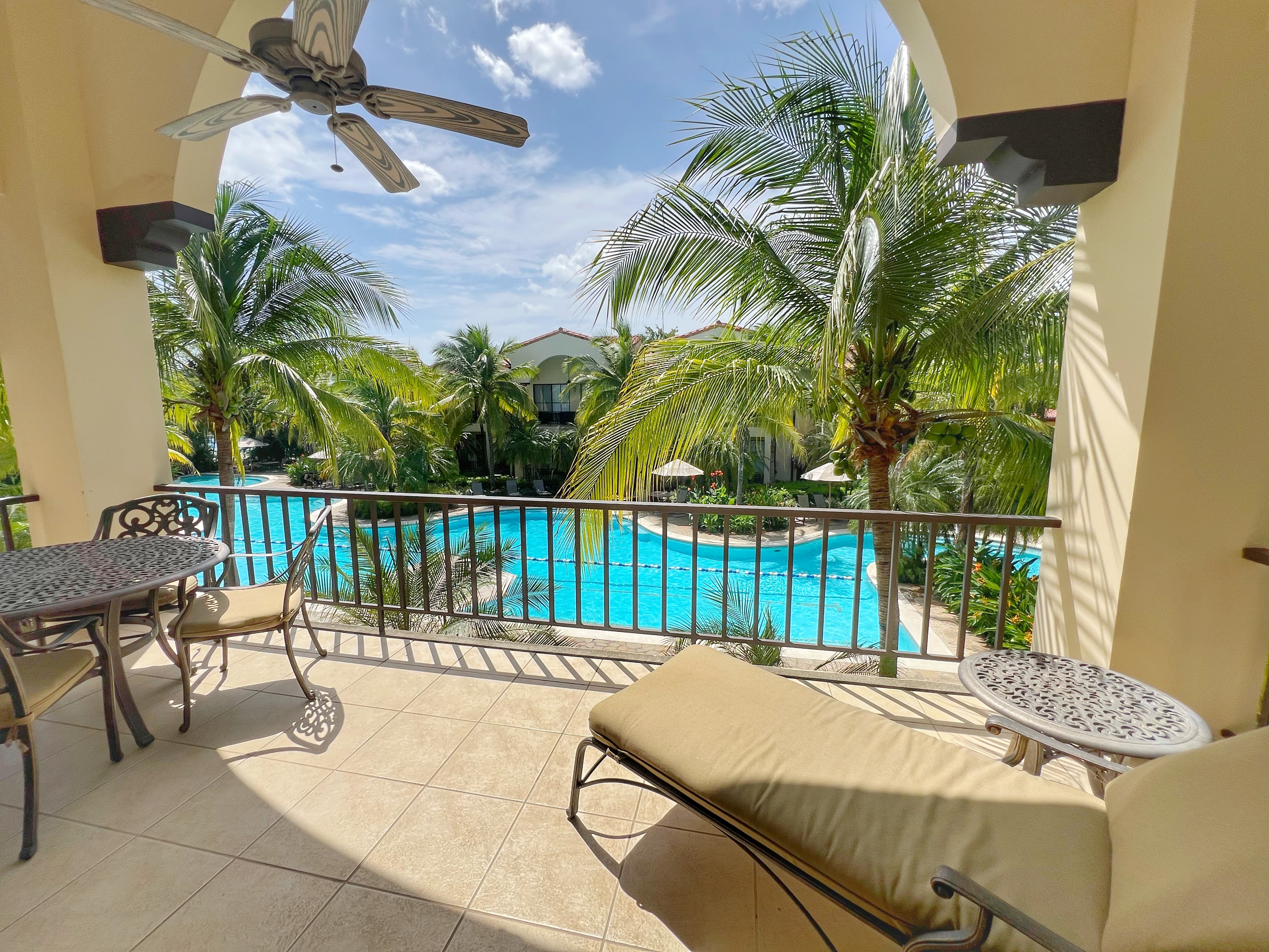 Pacifico L407 - 2 King Option - Great Walkability — Playas del Coco, Guanacaste Province — vacation rental