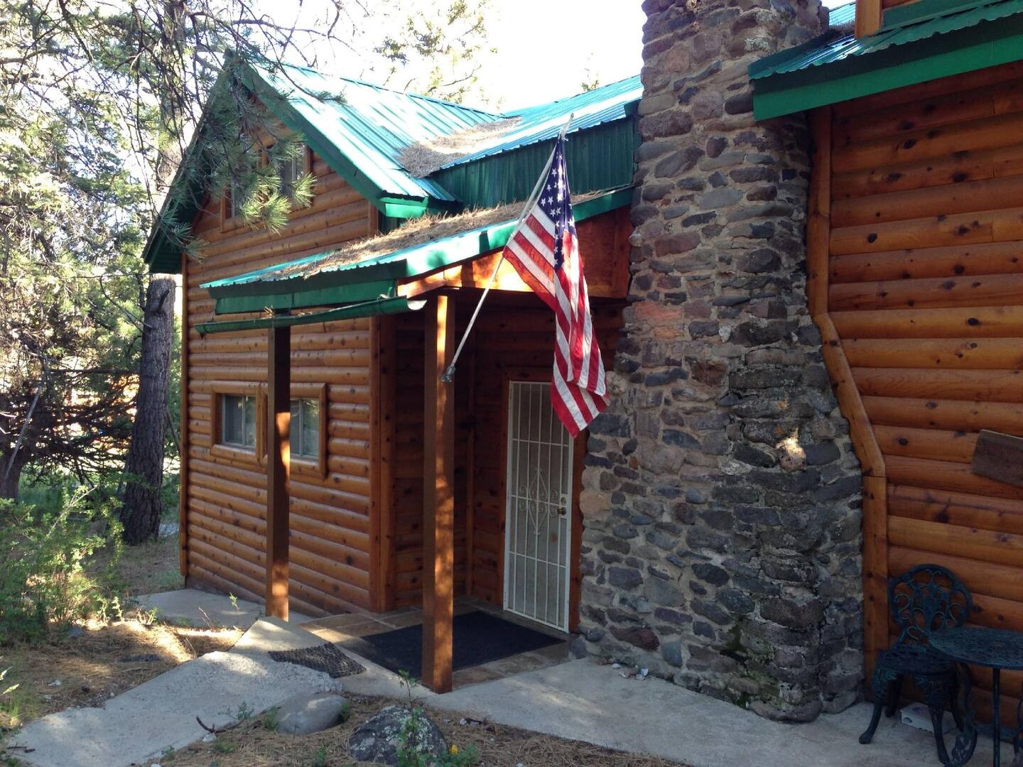 Mammoth Creek Cabin — photo 38