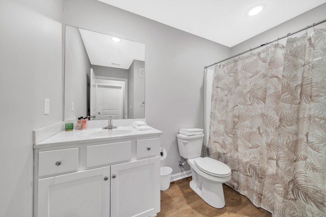 Stonecrest 722, · Unit 2/2