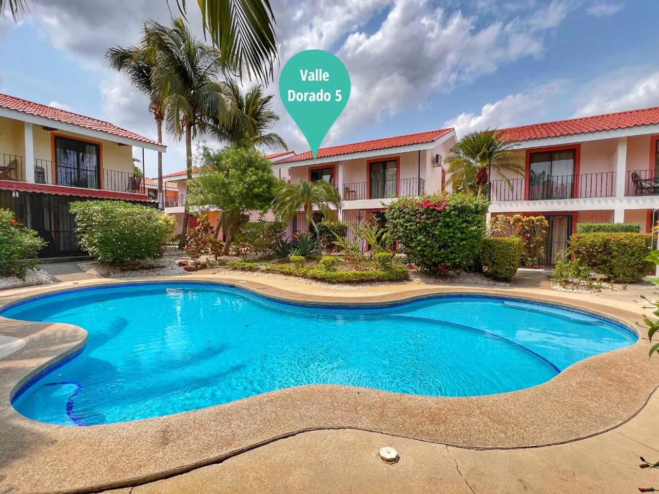 150Mbps Wi-Fi, Gas BBQ, Laundry - Small Complex — Playas del Coco, Guanacaste Province — vacation rental