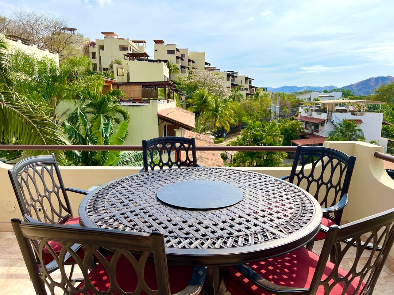 Rooftop Sunset Cove in Playas Del Coco, Provincia de Guanacaste