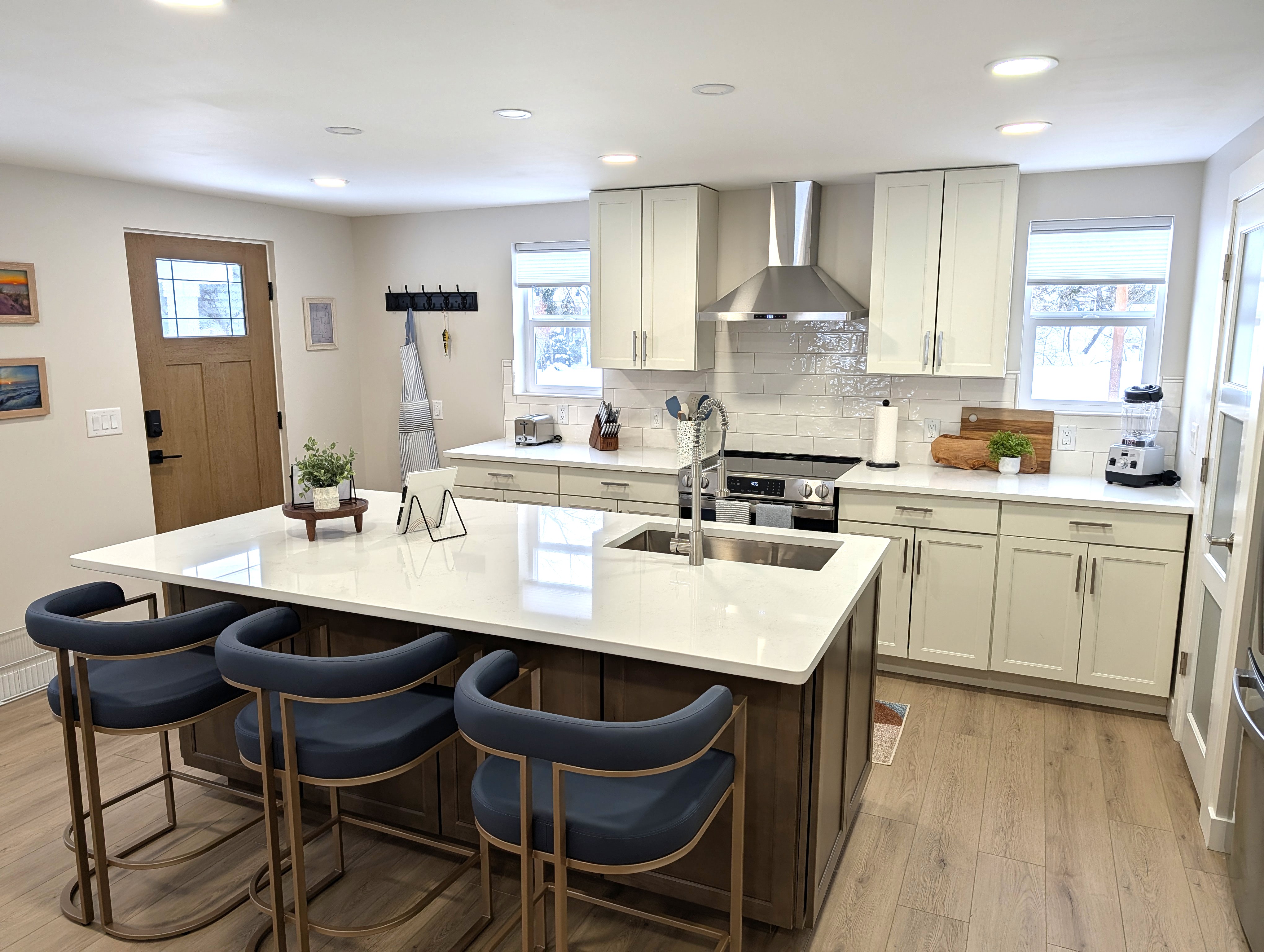 KITCHEN:  The home has a big and beautiful kitchen with all appliances including a dish washer, coffee bar, food pantry, and separate beverage cooler