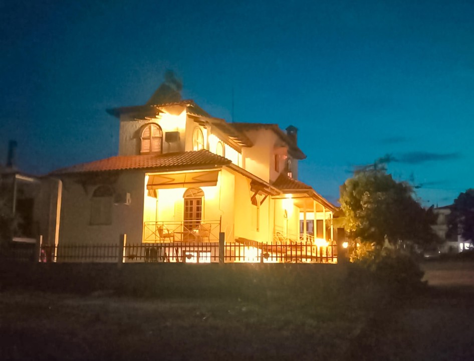 Property thumbnail 6