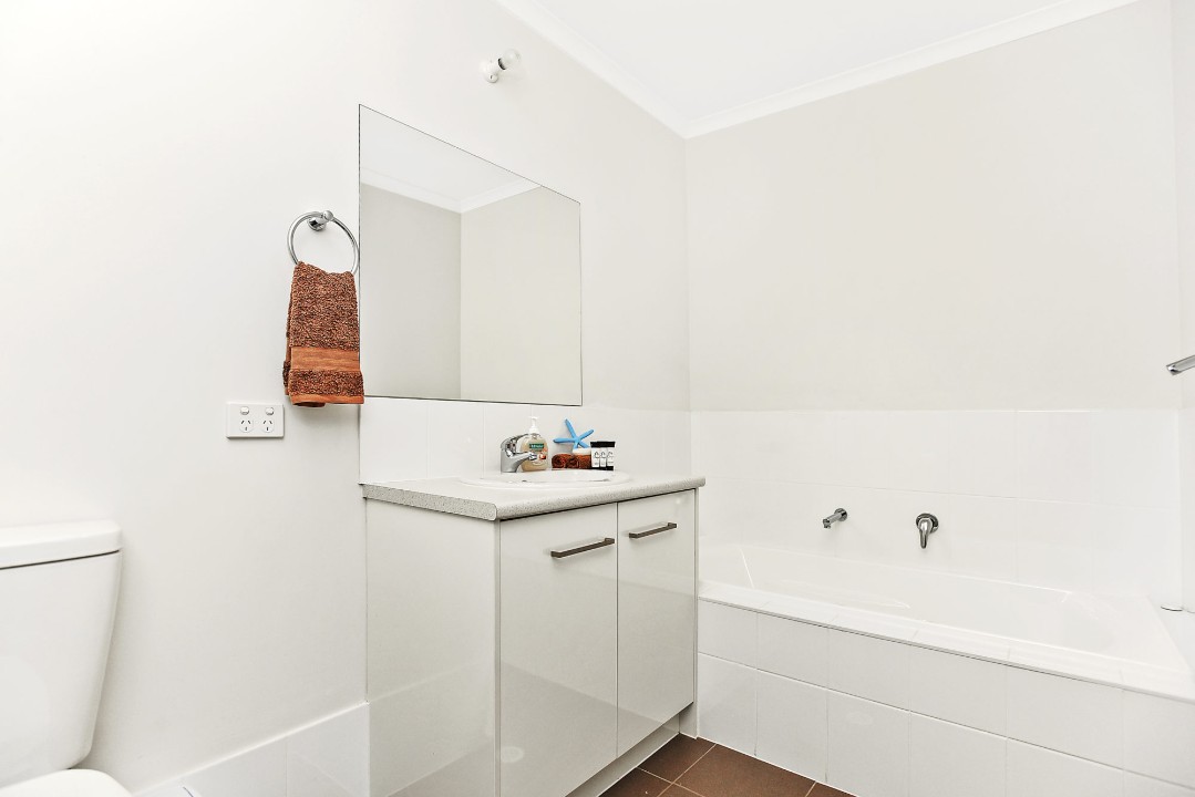 To get you started, we provide a small selection of basic supplies and welcome amenities upon check-in. These typically include essentials such as toilet paper, soap, shampoo, and a few other household basics.Please note that these items are provided as a complimentary starter pack and are not replenished throughout your stay