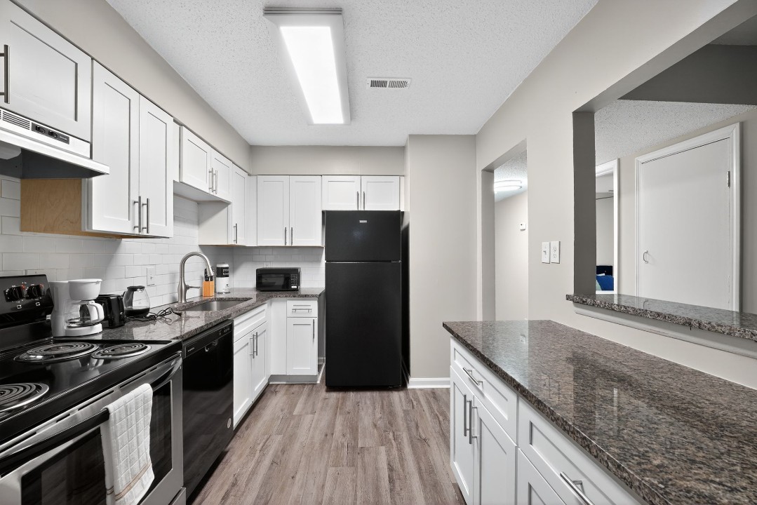 Crest at East Cobb 1830F · Unit 2/2